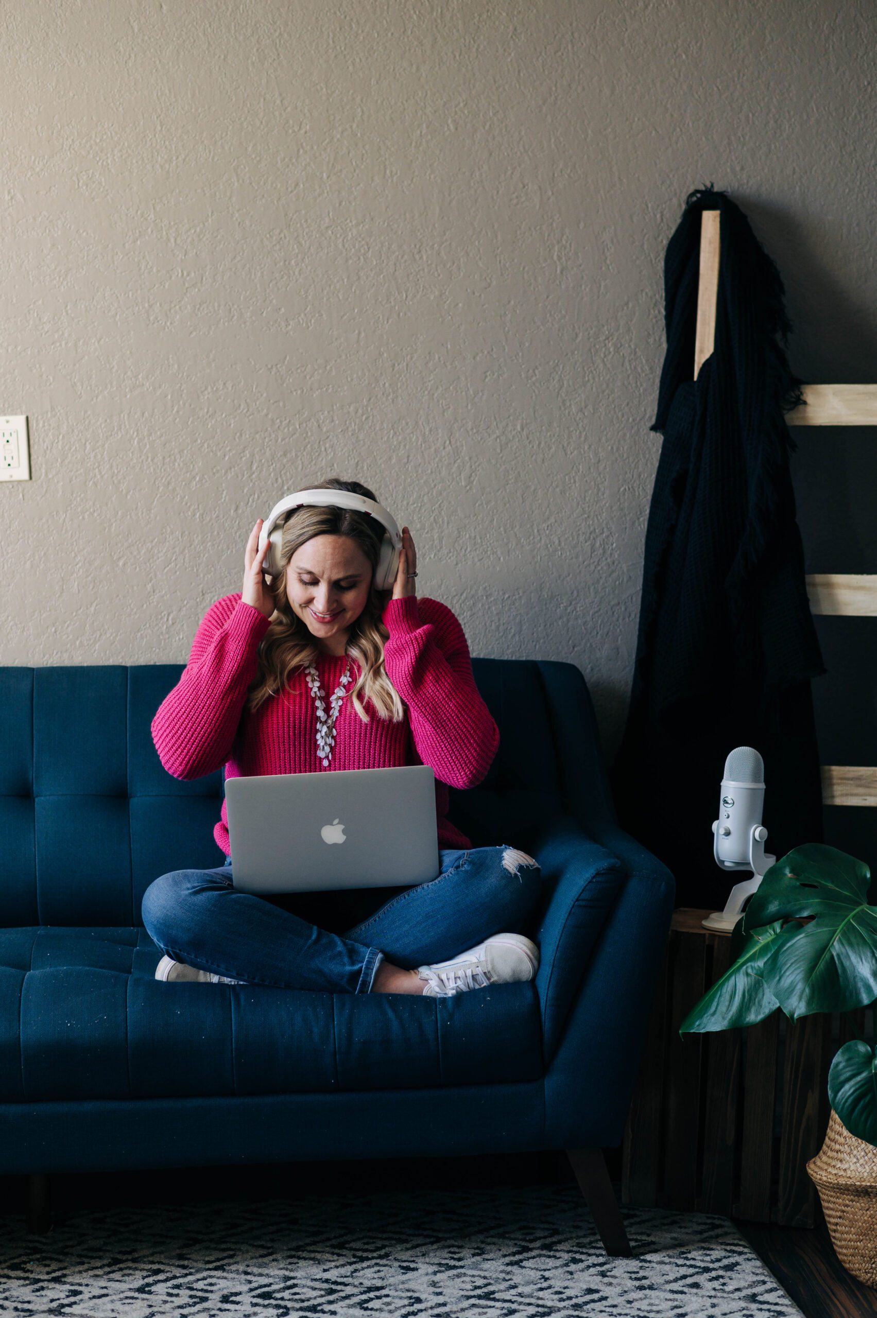 Christian Business Podcast, Christian Business Coach, Motherhood, Faith and Business, Start a Business, Business Mindset, Launch a Business