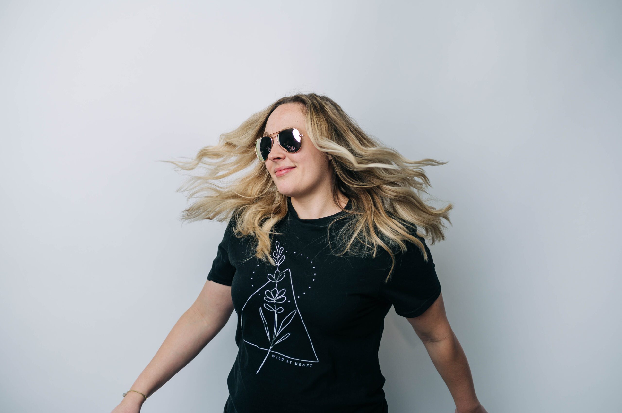 Christian Business Coach, Launch Your Business, Faith and Business, Grow an Online Business, Christian Business Podcast, Business Strategy, Evergreen Strategy