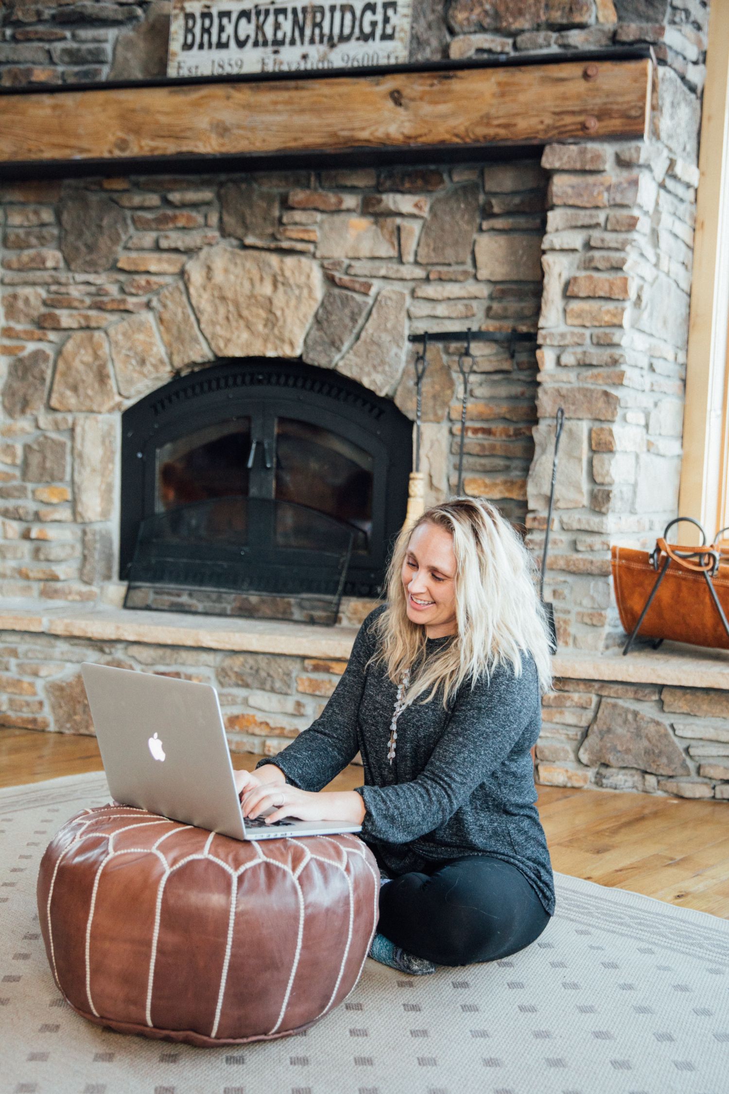 Christian Group Coaching, Christian Online Business, Faith Based Coach, Christian Women Entrepreneurs, Christian Marketing